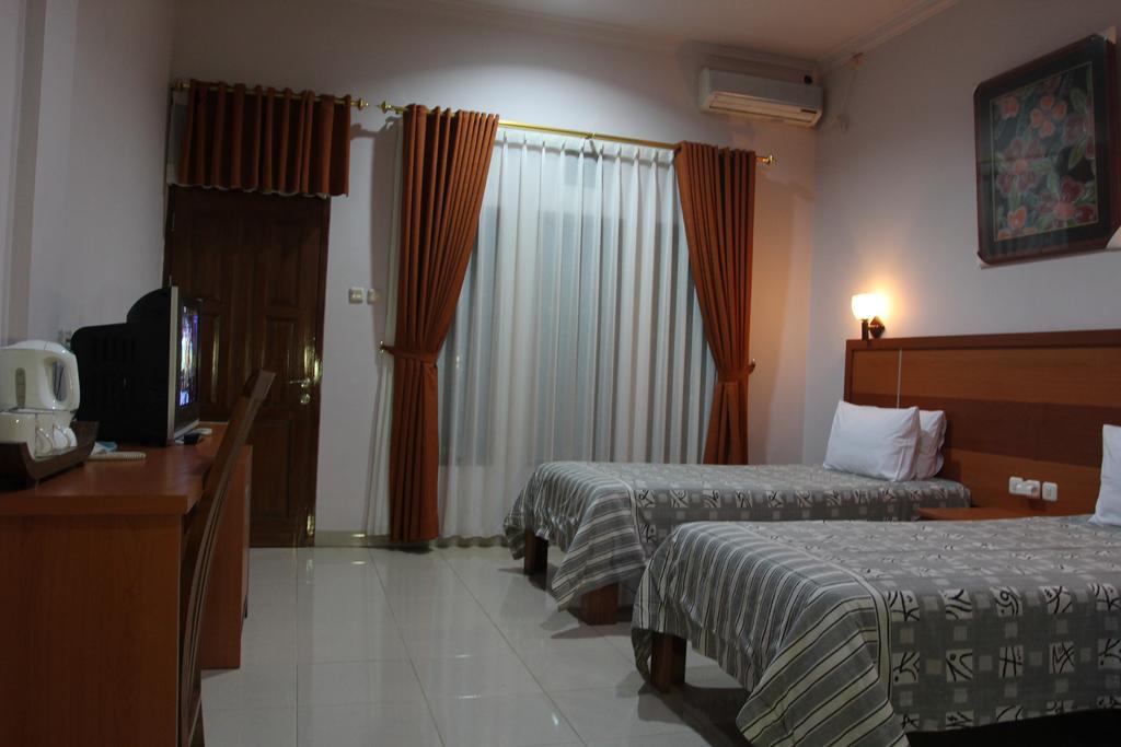 Hotel Bintang Redannte ガルット 部屋 写真